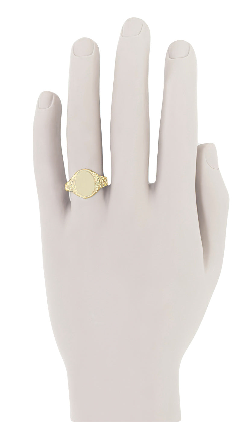 Engraved Scrolls Oval Victorian Signet Ring in 14 Karat Yellow Gold - Item: R1141Y - Image: 4