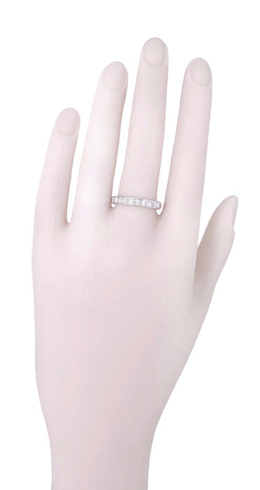 Art Deco Diamond Straightline Vintage Engraved Diamond Wedding Band in Platinum - Size 9 - Item: R582 - Image: 3