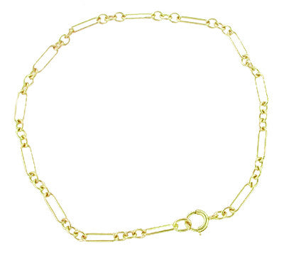 Figaro Link Bracelet in 10 Karat Gold - Item: GBR107 - Image: 2