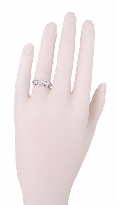 Art Deco Diamond Antique Flanders Wedding Ring in Platinum - Size 5 1/2 - Item: R1082 - Image: 3