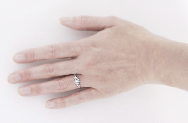 Mayfair Art Deco Platinum Filigree Diamond Engagement Ring - Item: R298-LC - Image: 5