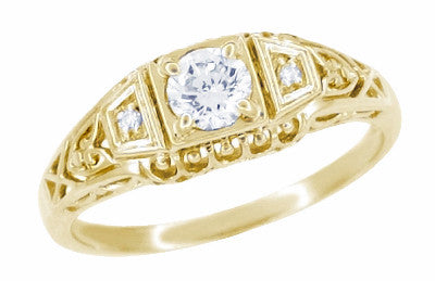 Art Deco Filigree Diamond Engagement Ring in 14 Karat Yellow Gold - Item: R640Y - Image: 2