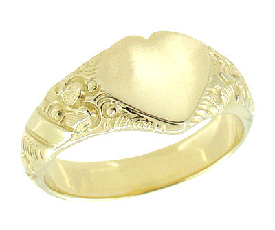 Victorian Heart Shape Scrolls and Flowers Heavy Signet Ring in 14K Yellow Gold For a Man - Item: R659 - Image: 3