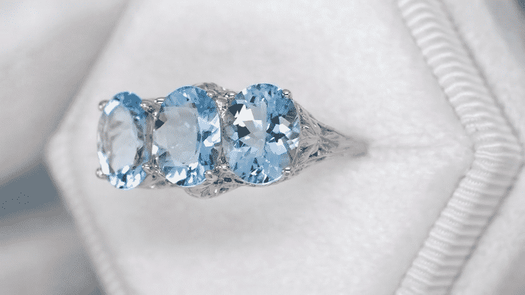 Edwardian Oval Trio Aquamarine Filigree Ring in 14 Karat White Gold - Item: R190 - Image: 3
