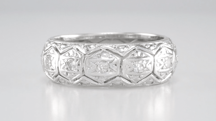 Ardsley Art Deco Honeycomb Filigree Engraved Antique Wide Diamond Wedding Ring in Platinum - Size 6.5 - Item: R1084 - Image: 5