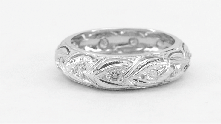 Art Deco Diamonds and Hearts Springdale Antique Engraved Wedding Band in Platinum - Size 5 - Item: R1056 - Image: 4