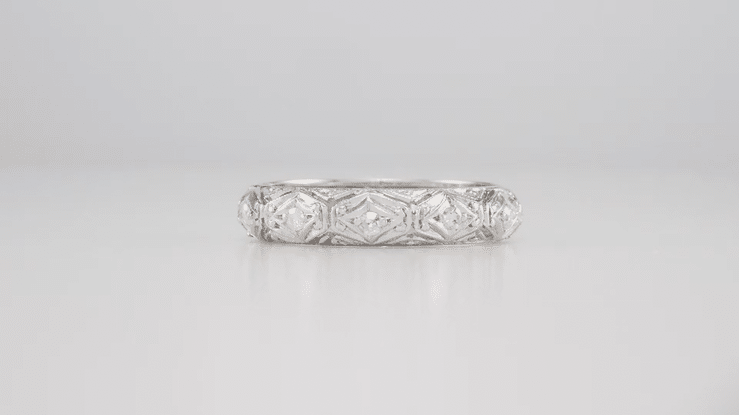 Art Deco Drakeville Engraved Antique Filigree Diamond Wedding Band in Platinum - Size 7 1/4 - Item: R1038 - Image: 2