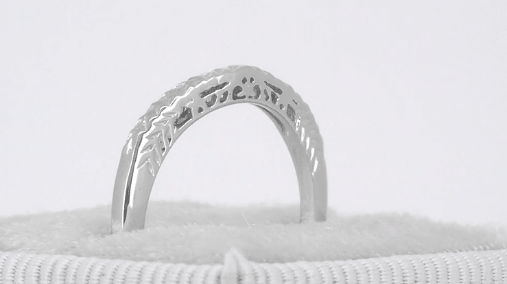 Art Deco Crown of Leaves Filigree Platinum Contoured Engraved Wedding Band - Item: WR299P50 - Image: 5