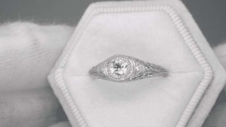 Art Deco Filigree Engagement Ring Setting in Platinum for a 1/4 - 1/3 Carat Diamond - Item: R311NS - Image: 3