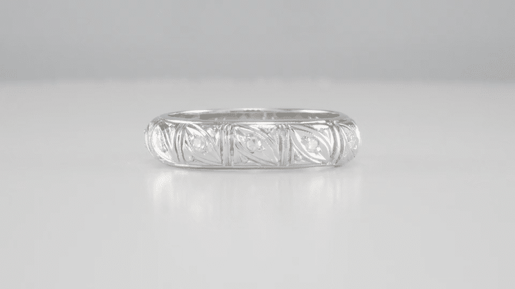 Art Deco Hamden Vintage Diamond Wedding Band in Platinum - Size 6 - Item: R1077 - Image: 3