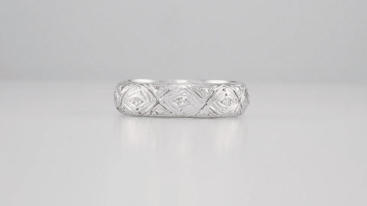 Art Deco Taconic Filigree Antique Diamond Platinum Wedding Band - Size 7 - Item: R1030 - Image: 3