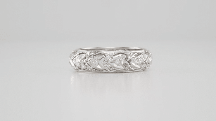 Edwardian Diamonds and Hearts Filigree Antique Wedding Band in Platinum - Size 6 1/2 - Item: R1091 - Image: 2