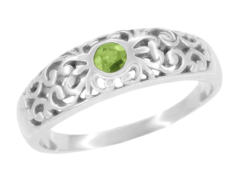 Edwardian Open Scroll Filigree Peridot Ring in Platinum