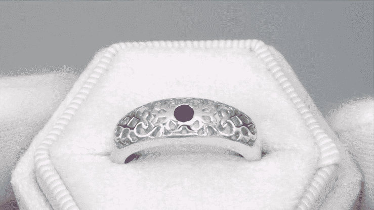 Edwardian Filigree Amethyst Ring in Platinum - Item: R197PA - Image: 4