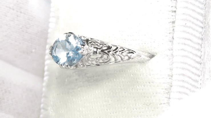 Edwardian Horizontal Oval Aquamarine Filigree Engagement Ring in White Gold | Fleur de Lys - Item: R799A - Image: 7