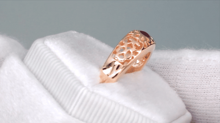 Edwardian Rose Gold Scroll Filigree Amethyst Tapered Band Ring - Item: R197RAM - Image: 3