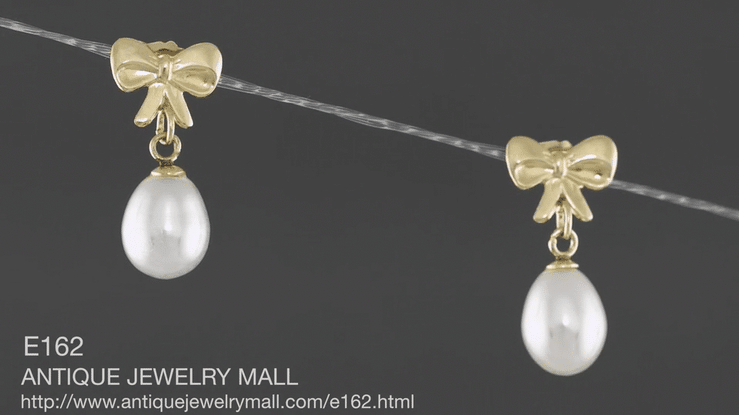 Mid-Century Bows and Pearls Drop Earrings in 14 Karat Yellow Gold - Item: E162 - Image: 5