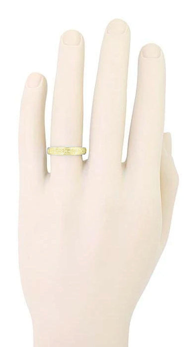 Yellow Gold 1930's Art Deco Men's Floral Grooved Wedding Band - 5mm Wide - alternate view