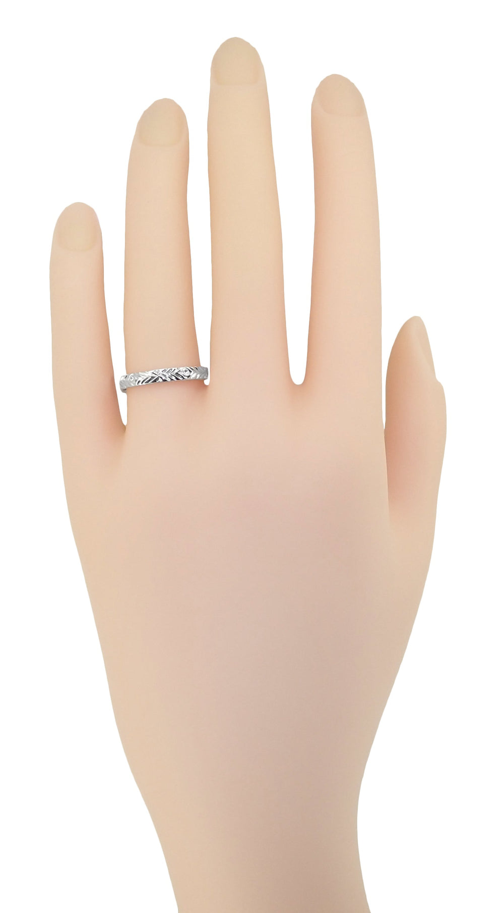Ladies Hand 1950s Vintage Platinum Mardi Gras Carved Wedding Ring - R624P