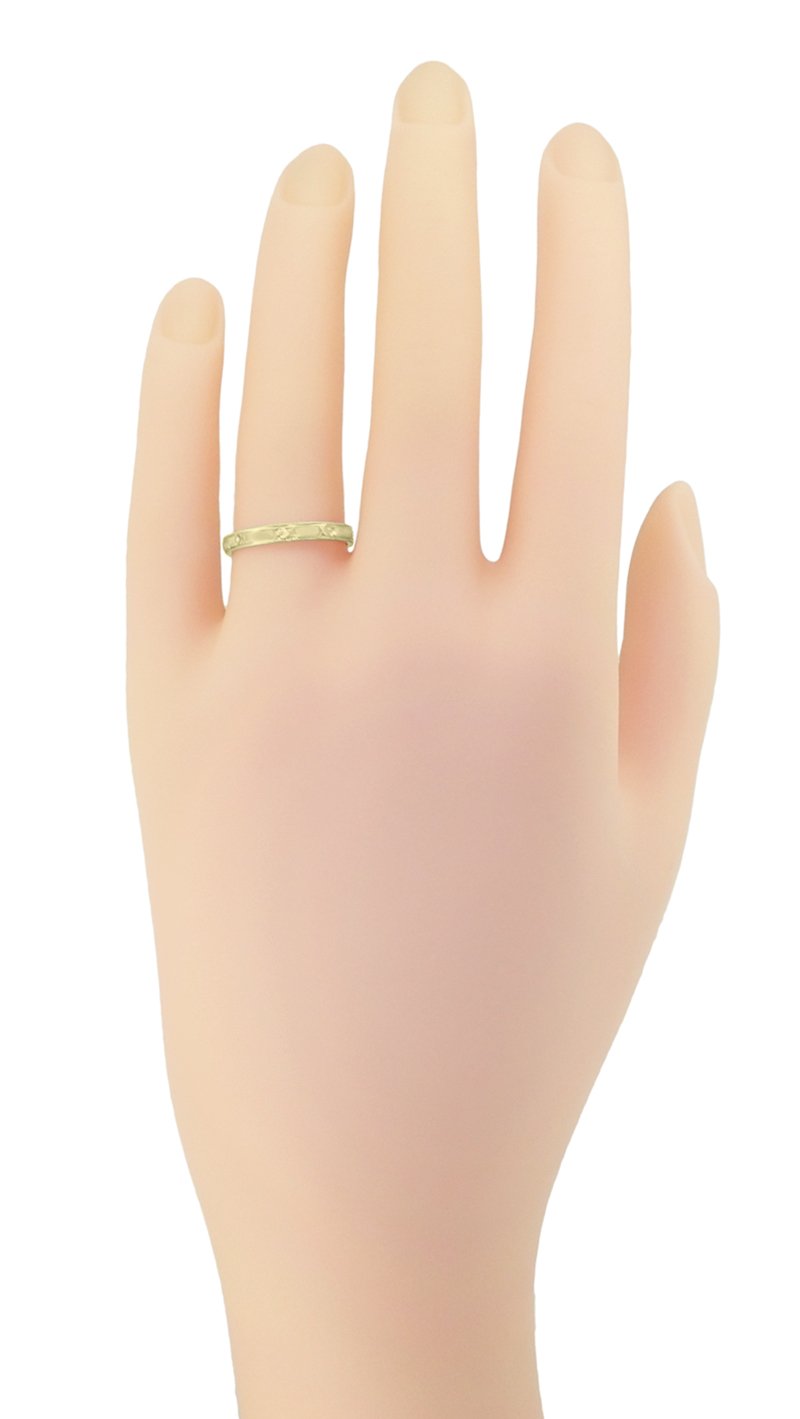 Art Deco Yellow Gold Carved Flowers and Bars Wedding Band - Item: R638Y10 - Image: 5