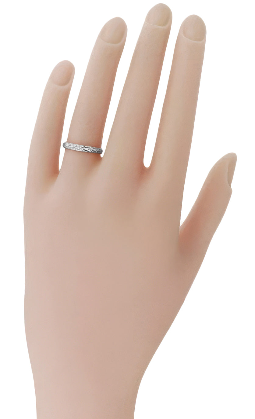 Art Deco Sculptural Vine of Maile Leaves Wedding Ring in Platinum - Item: R819P - Image: 3