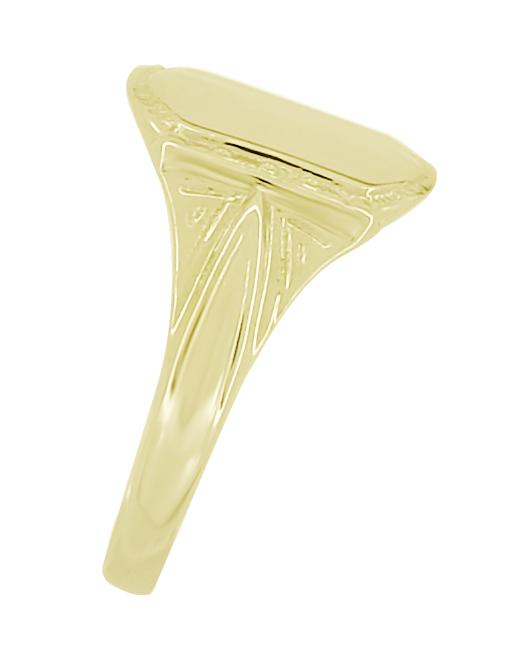 Victorian Vintage Style Small Yellow Gold Signet Ring - Item: R874Y10 - Image: 2