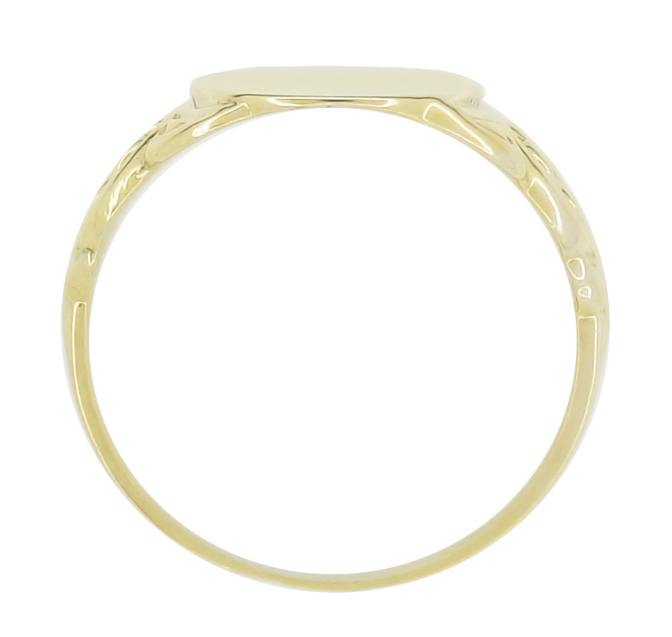 Men's Large Oval Victorian Signet Ring in Yellow Gold With Side Scroll Engraving - Item: R893Y10 - Image: 3