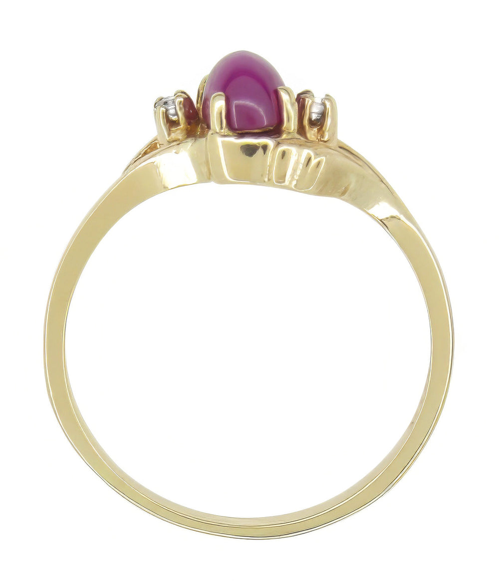 Side of Oval Domed Oval Star Ruby Ring in Yellow Gold - R921