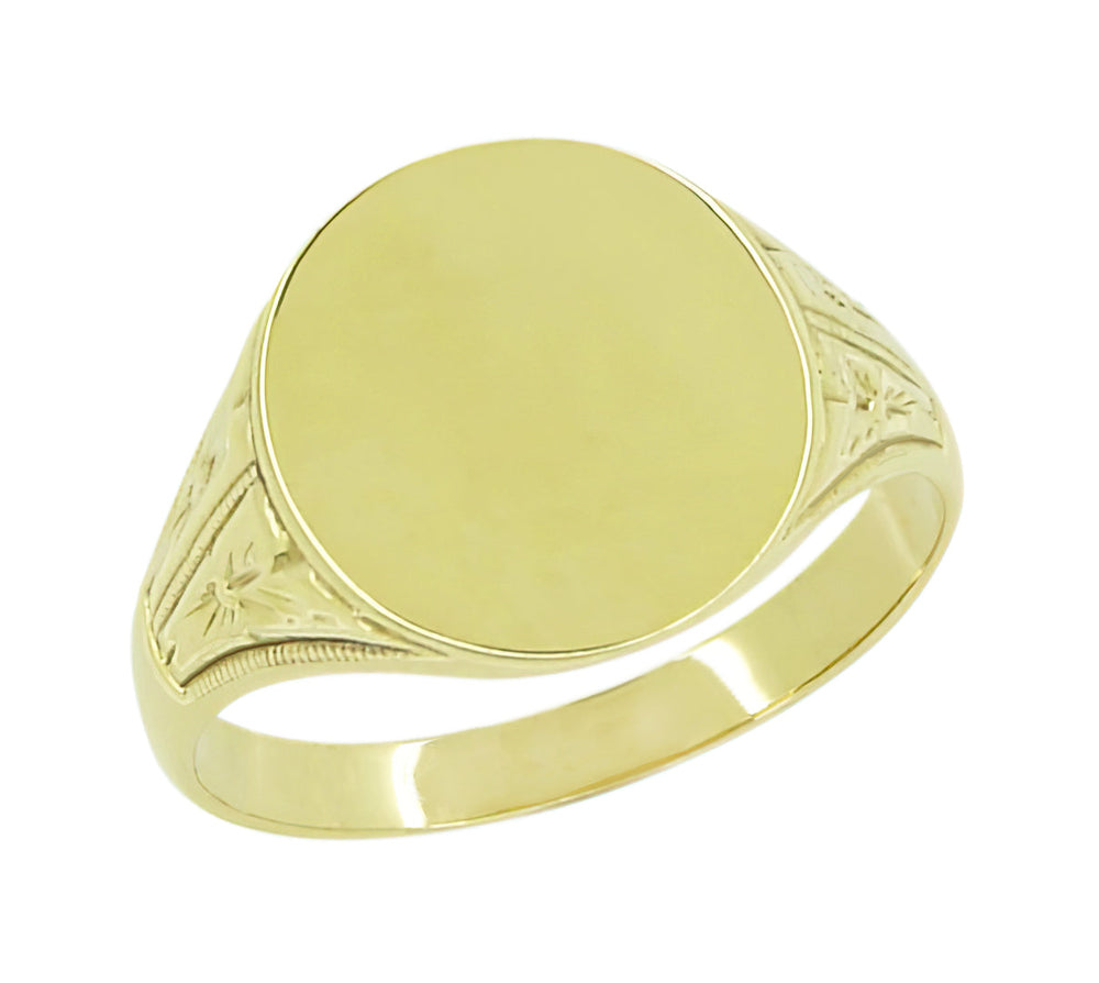 Kent Victorian Engraved Antique Style Oval Signet Ring in Yellow Gold