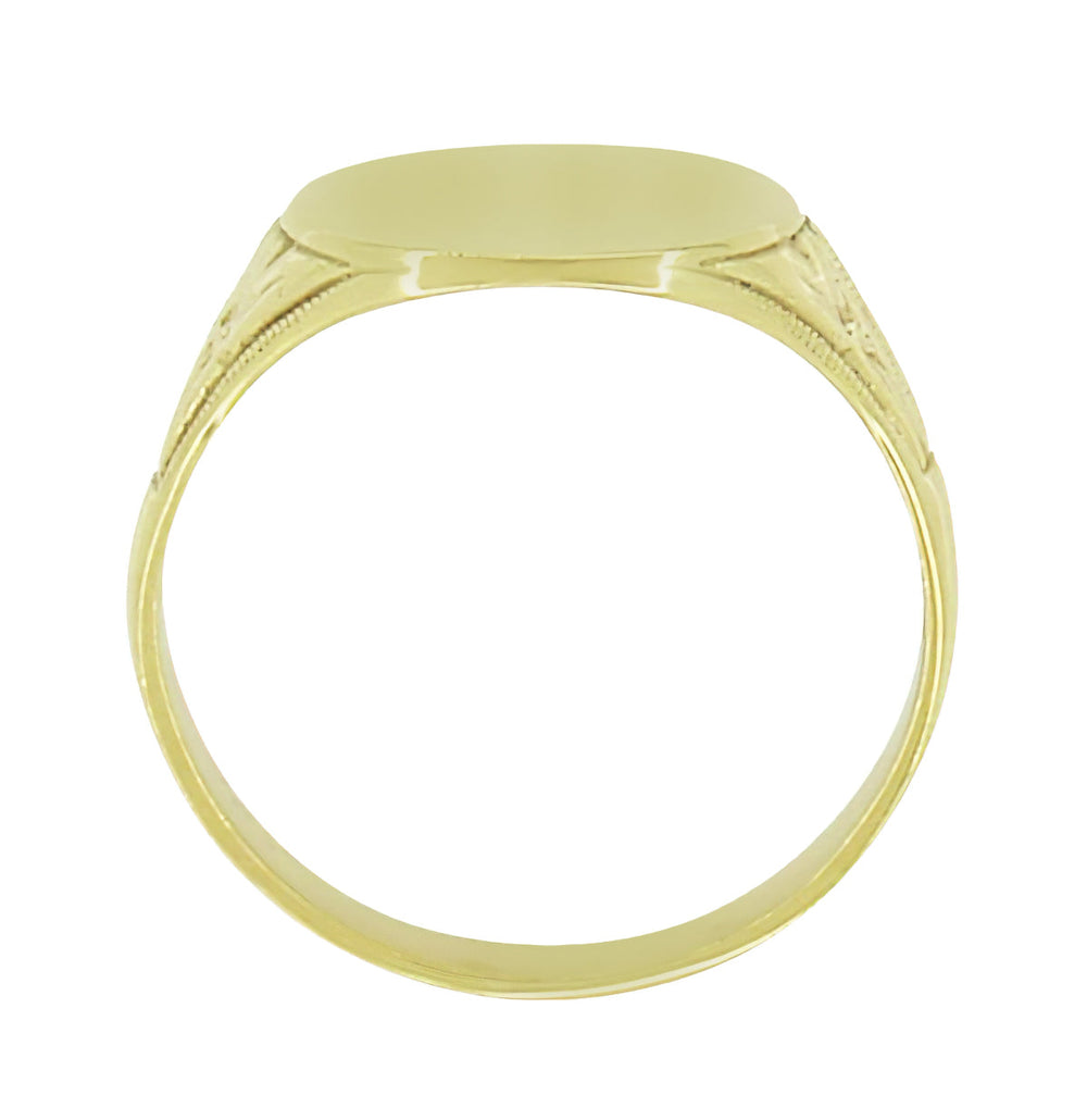 Kent Victorian Engraved Antique Style Oval Signet Ring in Yellow Gold - Item: R980Y10 - Image: 3