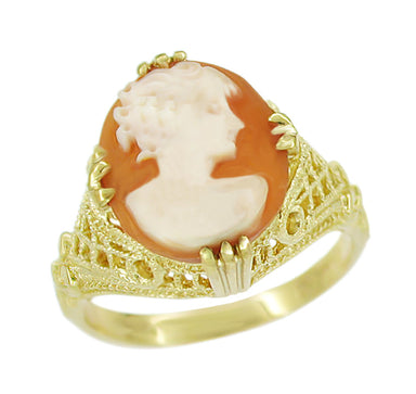 Art Deco Filigree Oval Shell Cameo Ring in 14 Karat Yellow Gold