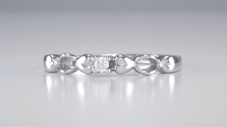 Retro Moderne Hearts Diamond Promise Ring in White Gold - Item: R379W10-LC - Image: 3
