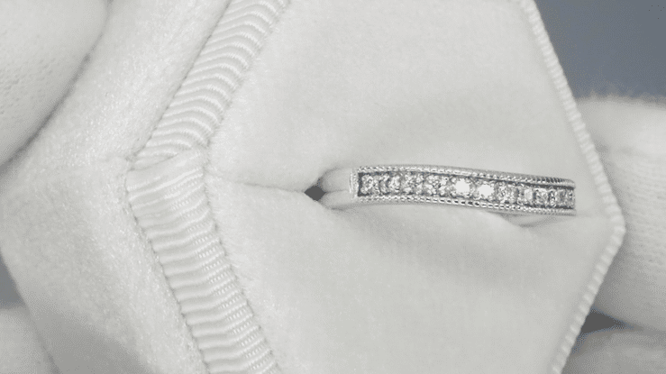 Milgrain Edge Gently Curved Diamond Wedding Band in Platinum - Item: WR158P-LC - Image: 2