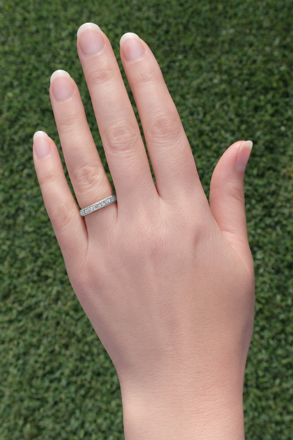 Edwardian Pansy Flowers Hand Engraved Wedding Band in White Gold - 3mm Wide - Item: R1234W10 - Image: 3