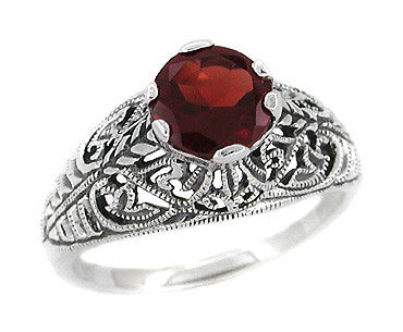 Edwardian Filigree Almandine Garnet Ring in Sterling Silver | 1.40 Carats