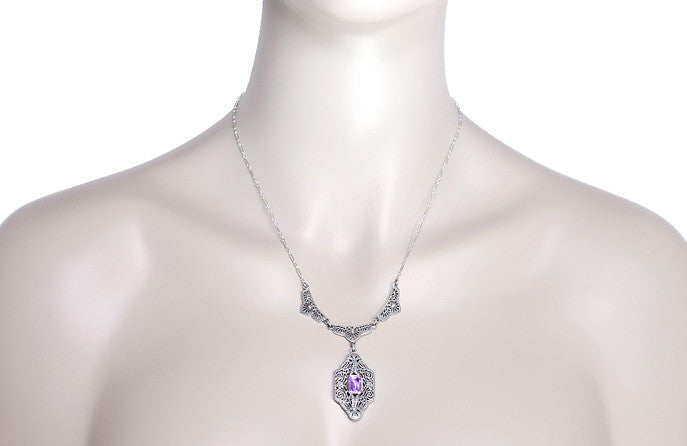 Art Deco Vintage Filigree Amethyst Dangle Drop Pendant Necklace in Sterling Silver - Item: N124AM - Image: 3