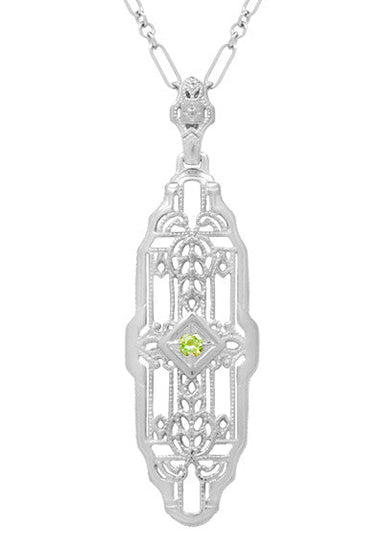 1920's Filigree Peridot Pendant Necklace in Sterling Silver - Art Deco Lozenge Shape