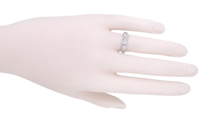 Art Deco Preston Antique Diamond Wedding Band in Platinum - Size 6 - Item: R1015 - Image: 2