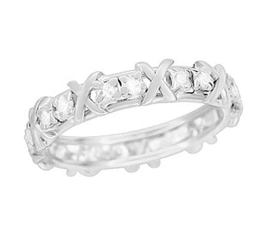 Vintage X Kisses Diamond Wedding Band - R1095