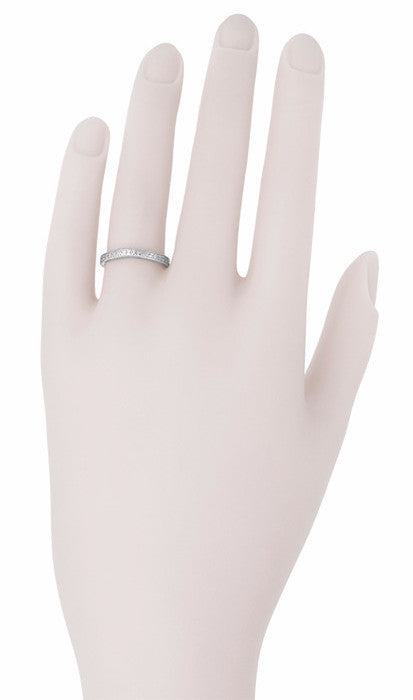 Art Deco Curved Wheat Wedding Band in Platinum - Item: R635P - Image: 3