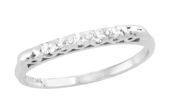 Maeve Mid Century Modern Narrow Straightline 5 Diamond Vintage Wedding Band in Platinum