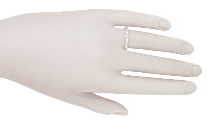 Flower of Love Engraved 18K White Gold Vintage Wedding Band - Size 7 - J.R. Wood Ring - Item: R976 - Image: 3