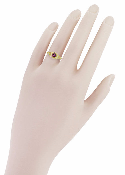 Art Deco Sunflowers Amethyst Filigree Ring in 14 Karat Yellow Gold - Item: RV117A - Image: 3
