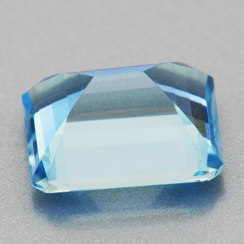 Gorgeous Robin's Egg Blue Fine Loose Emerald Cut Aquamarine 2.71 Carats | Natural 10x8mm Rectangle Gemstone - Item: AQ002607 - Image: 2