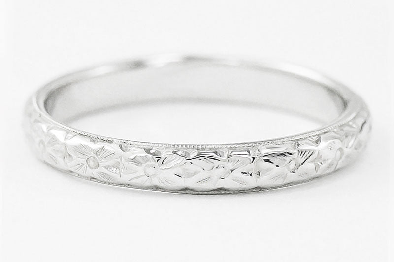 Art Deco Engraved Flowers Antique Design Wedding Band in Platinum - Item: R209P - Image: 2