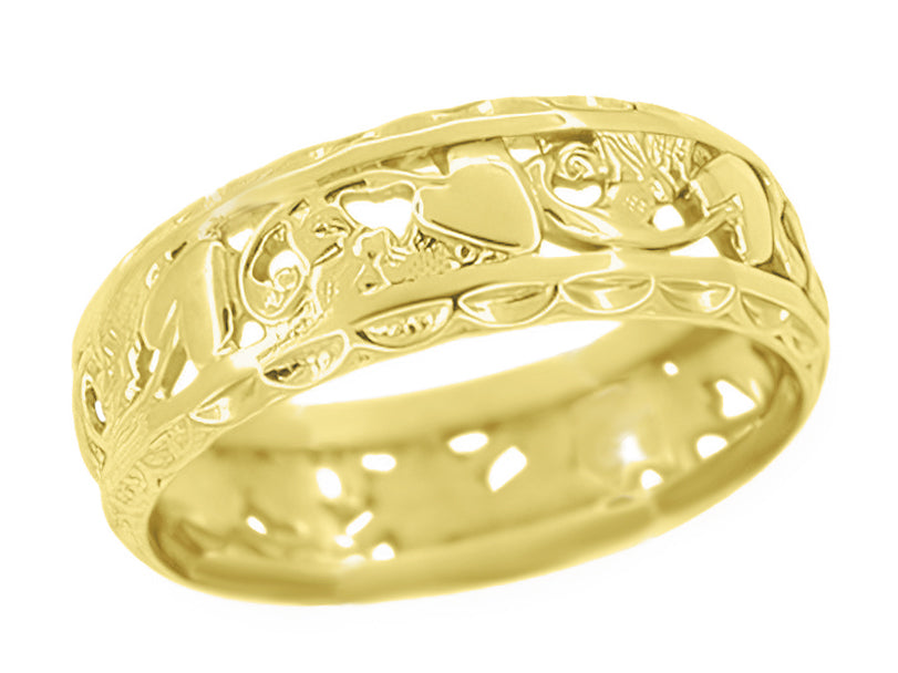 Yellow Gold Edwardian Flowers and Hearts Scalloped Filigree Wide Wedding Ring