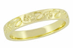 Art Deco Flowers and Leaves Carved Wedding Ring in Yellow Gold - 18K or 14K