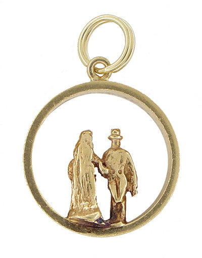 Bridegroom and Bride Wedding Charm in 14 Karat Gold - Item: C374 - Image: 3