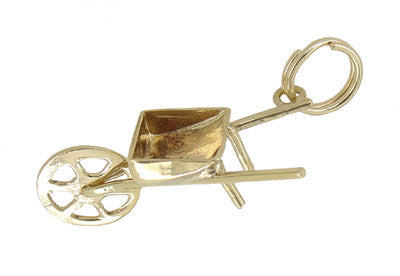 Movable Wheelbarrow Charm in 9 Karat Gold - Item: C391 - Image: 2