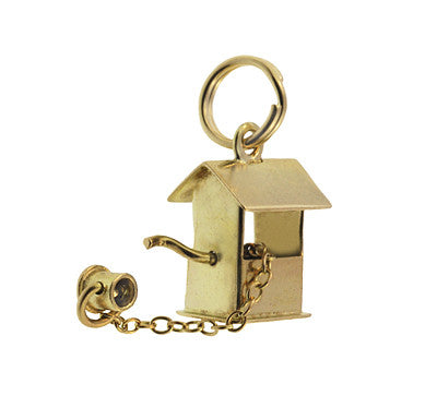 Movable Vintage Wishing Well Charm in 14 Karat Gold - Item: C667 - Image: 2